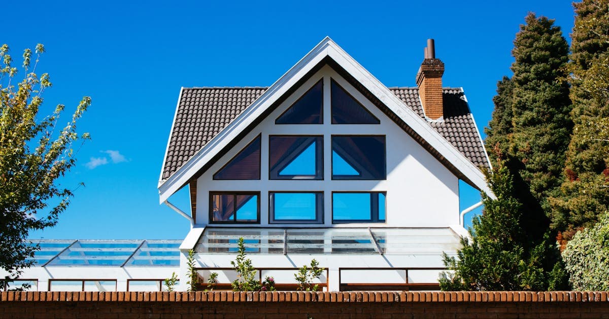 How to Price Your Home to Sell: The Complete 2026 Seller's Guide How to Price Your Home to Sell: The Complete 2026 Seller's Guide